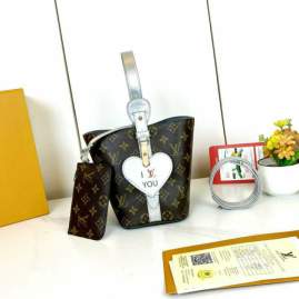 Picture of Louis Vuitton Handbags _SKUfw221243851fw